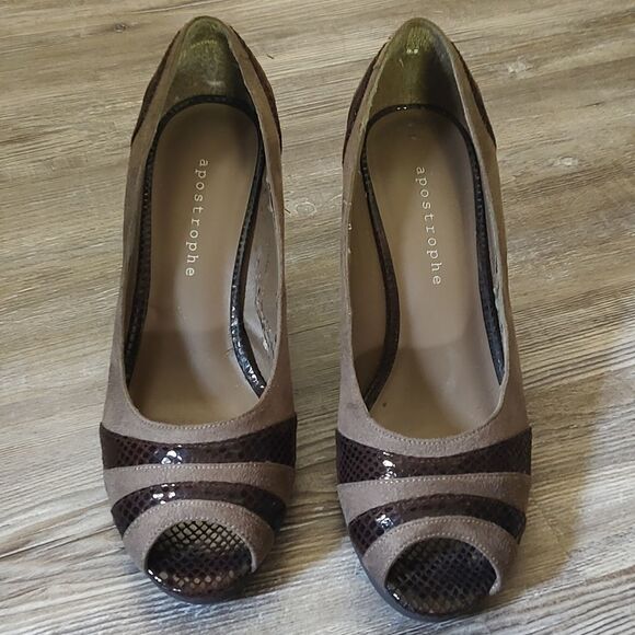 Apostrophe tan brown peep toe heels - Picture 2 of 11